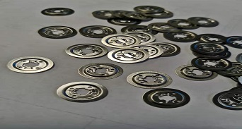 如何保證精密機(jī)械零件加工的精度質(zhì)量？看這里