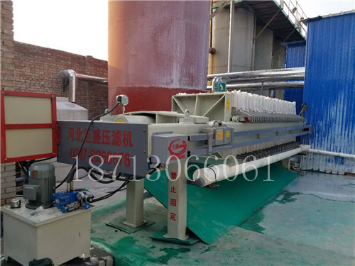 全自動壓濾機(jī)的工作原理及結(jié)構(gòu)特點